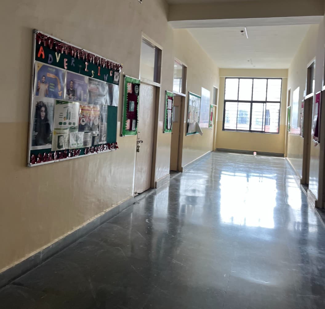 Babu Banarasi Das University Lucknow Academic photo 7